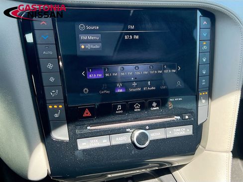 Used 2023 INFINITI QX50 Luxe FWD image 19