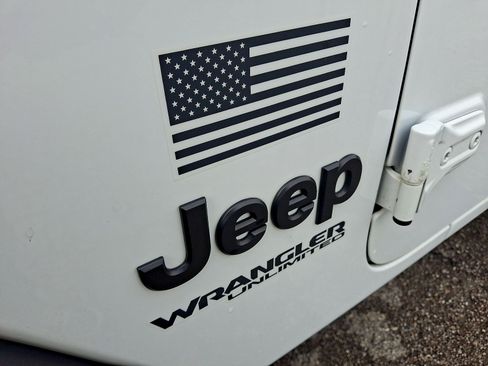 Used 2021 Jeep Wrangler Unlimited Sport AWD/4WD image 23