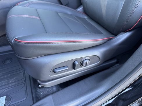 New 2025 Chevrolet TrailBlazer RS w/ Convenience Package image 14