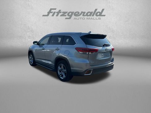 Used 2019 Toyota Highlander Limited AWD/4WD image 6