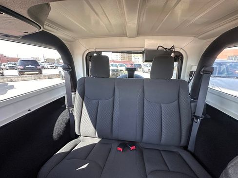 Used 2016 Jeep Wrangler Sport AWD/4WD image 17