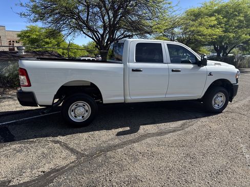 Used 2024 RAM 2500 Tradesman AWD/4WD image 5