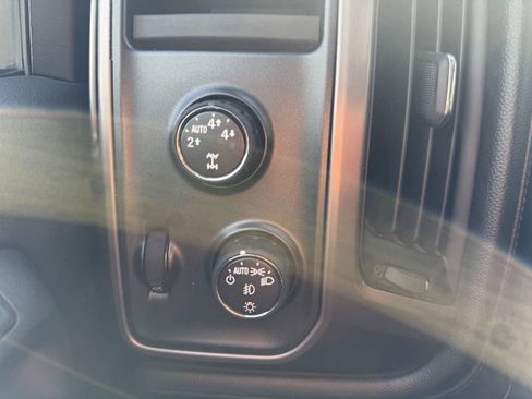 Used 2015 GMC Sierra 1500 SLT w/ All-Terrain Package AWD/4WD image 16