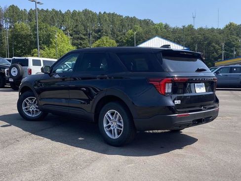 New 2026 Ford Explorer Active RWD image 5