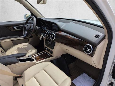 Used 2014 Mercedes-Benz GLK 350 2WD image 12