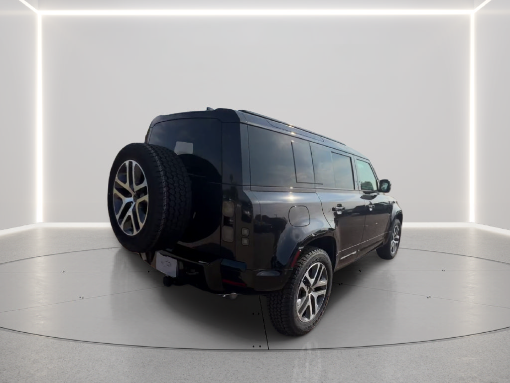 New 2026 Land Rover Defender 110 X-Dynamic SE AWD/4WD image 5