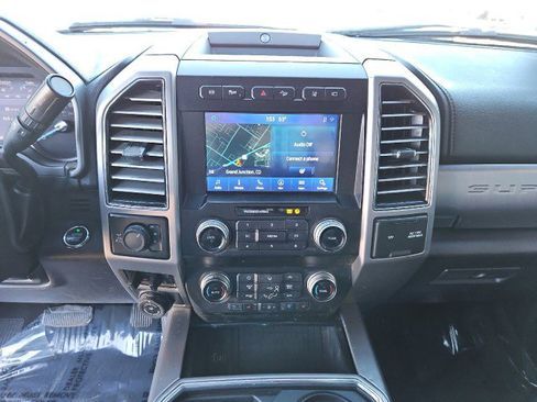 Used 2020 Ford F250 Platinum w/ FX4 Off-Road Package image 20