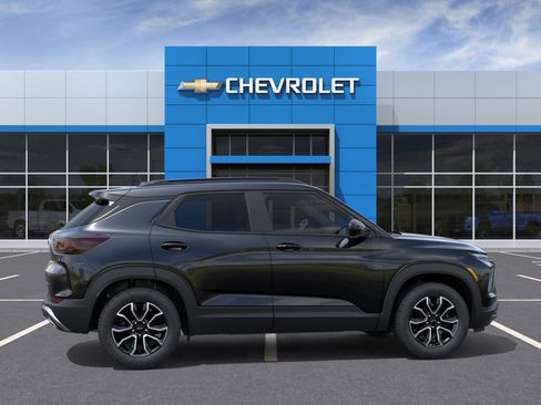 New 2026 Chevrolet TrailBlazer ACTIV AWD/4WD image 30