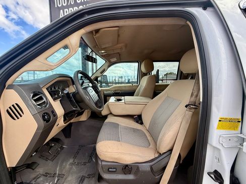 Used 2013 Ford F250 XLT w/ XLT Premium Pkg image 13