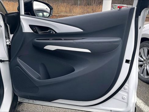 Used 2019 Chevrolet Bolt LT image 12