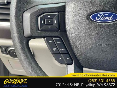 Used 2017 Ford F150 XLT AWD/4WD image 12