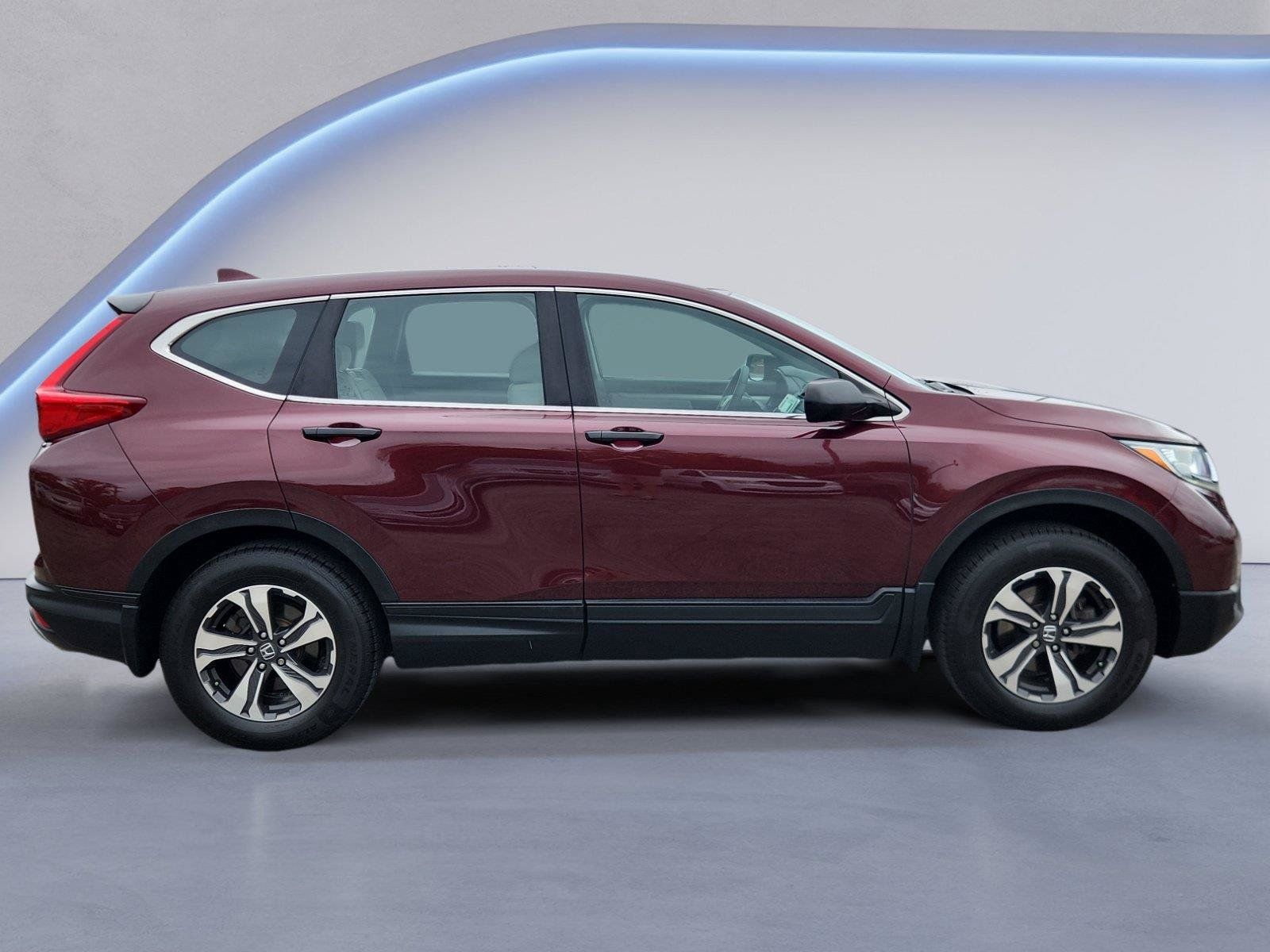 Used 2018 Honda CR-V LX image 2