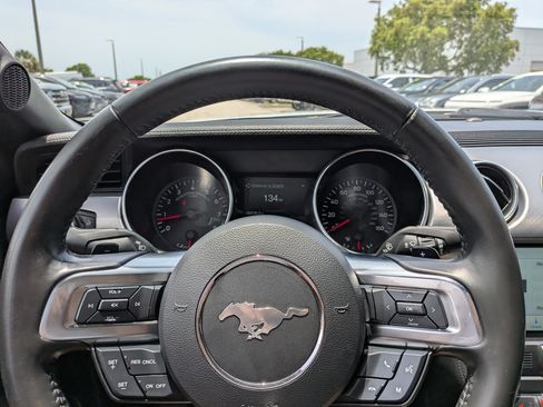 Used 2020 Ford Mustang GT Premium RWD image 23