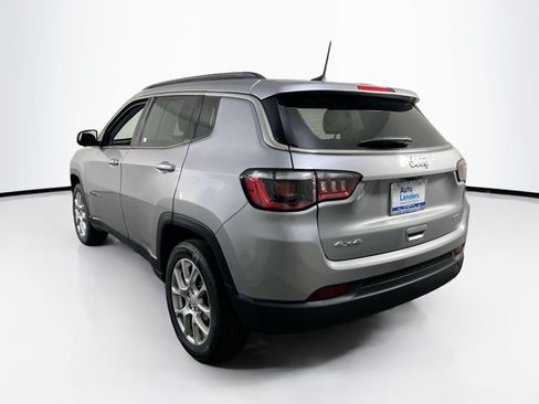 Used 2022 Jeep Compass Latitude AWD/4WD image 7