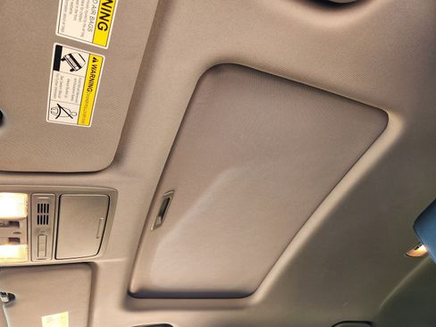 Used 2022 Honda CR-V Touring image 29