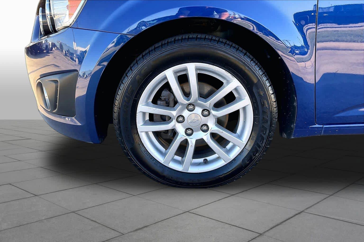 Used 2013 Chevrolet Sonic LT w/ Wheels and Fog Lamp Package FWD image 11