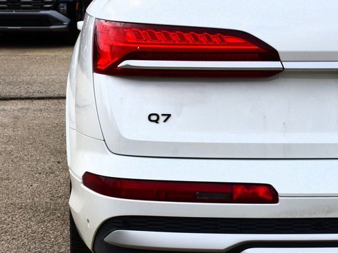 Used 2025 Audi Q7 3.0T Premium Plus image 10