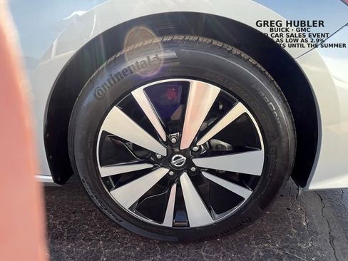 Used 2022 Nissan Altima 2.5 SV FWD image 19