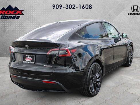 Used 2022 Tesla Model Y Performance AWD/4WD image 6