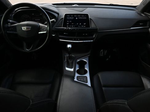 Used 2021 Cadillac CT4 Premium Luxury RWD image 7