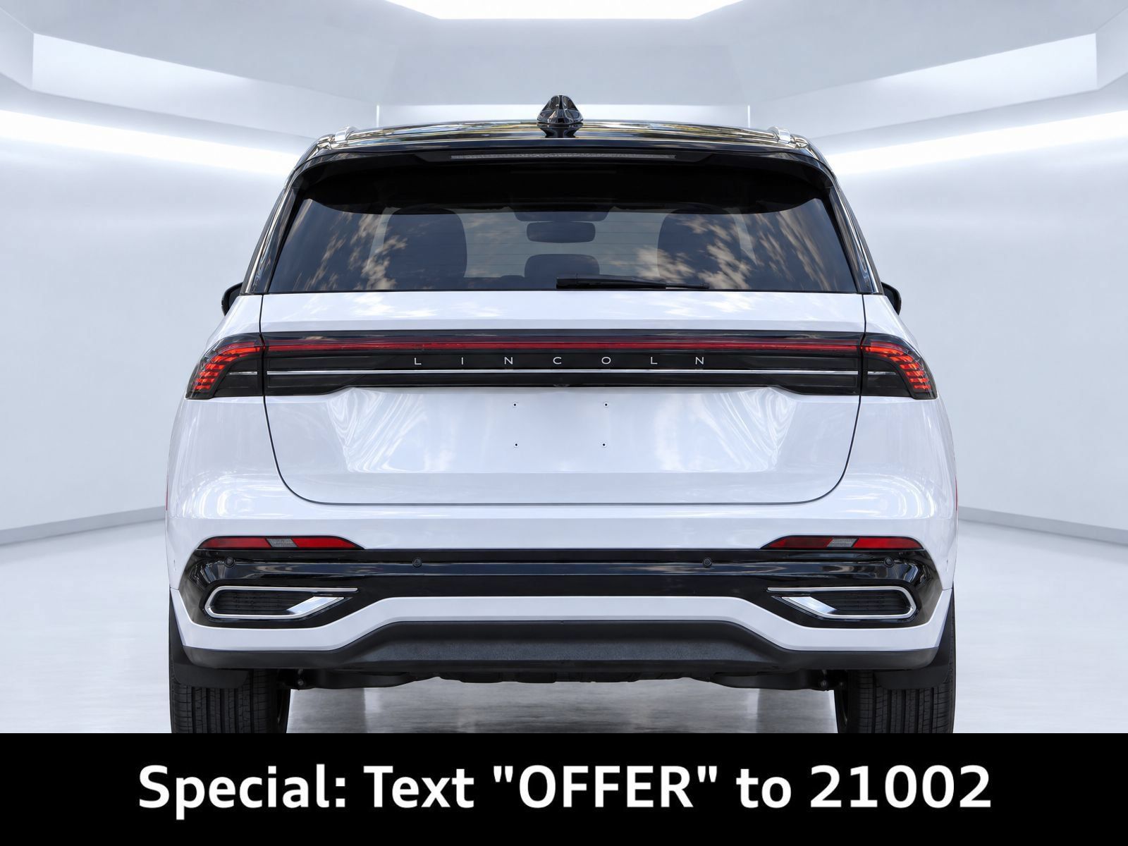 Used 2024 Lincoln Nautilus Black Label AWD/4WD image 7