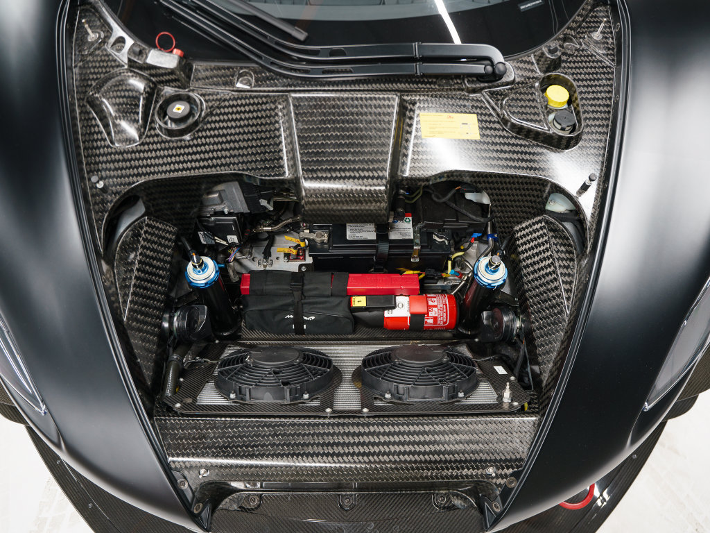 Used 2015 McLaren P1 RWD image 36