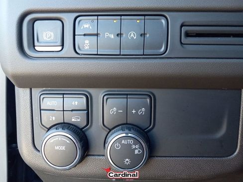 Used 2024 Chevrolet Tahoe LT image 36