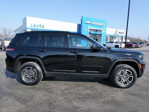 Used 2022 Jeep Grand Cherokee Trailhawk w/ Advanced Protech Group II image 4