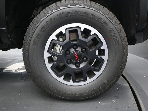 New 2025 Toyota Tacoma TRD Off-Road image 16