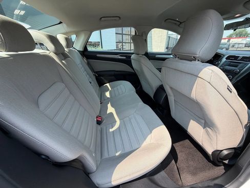 Used 2018 Ford Fusion S FWD image 15