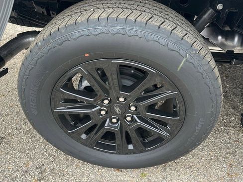 New 2025 Ford F150 Platinum w/ Equipment Group 702A High image 22