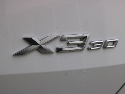 Used 2025 BMW X3 xDrive30i w/ Premium Package image 21