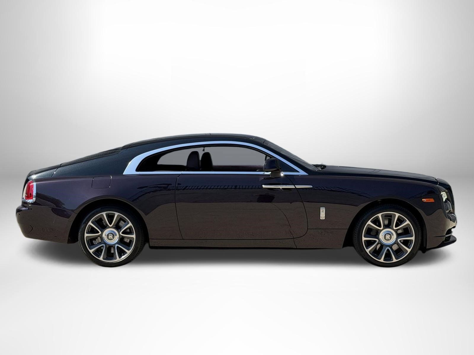Used 2018 Rolls-Royce Wraith RWD image 2