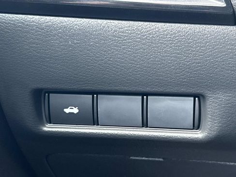 New 2026 Nissan Sentra SV w/ Floor Mat Package FWD image 25