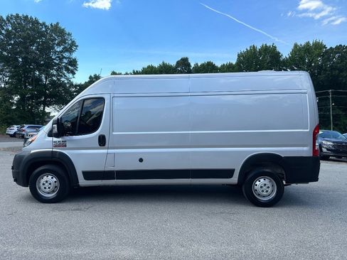 Used 2021 RAM ProMaster 2500 FWD image 4