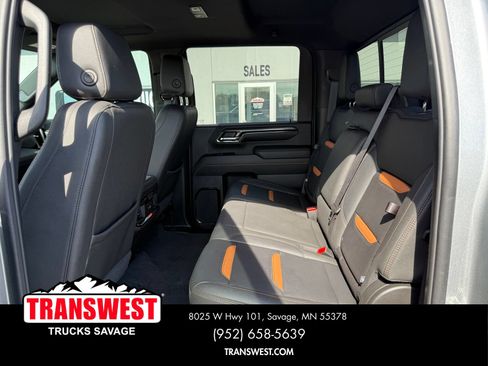 Used 2024 GMC Sierra 3500 AT4 w/ AT4 Premium Plus Package AWD/4WD image 6