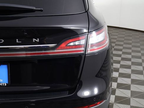 Used 2023 Lincoln Nautilus Reserve AWD/4WD image 18