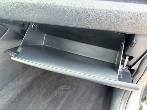 Used 2022 Kia Niro LXS image 19