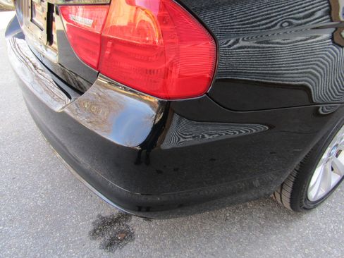 Used 2011 BMW 328i xDrive Sedan image 16