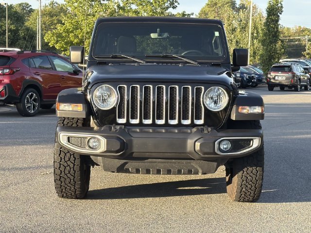 Used 2022 Jeep Wrangler Unlimited Sahara w/ Cold Weather Group AWD/4WD image 8