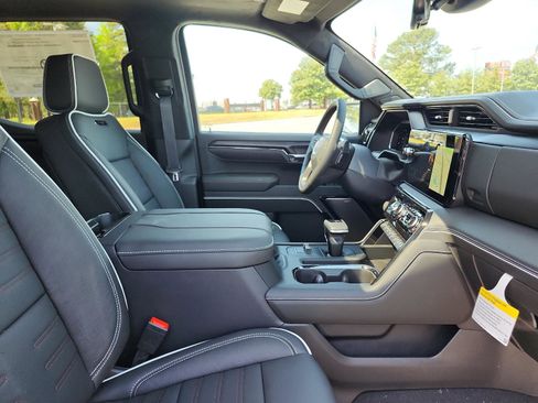 New 2026 GMC Sierra 1500 AT4X AWD/4WD image 7