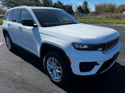 New 2025 Jeep Grand Cherokee Laredo X w/ Luxury Tech Group I