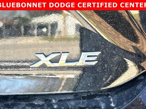 Used 2025 Toyota Camry XLE w/ Premium Plus Package image 10