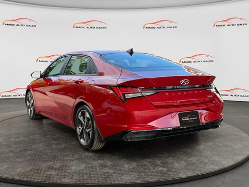 Used 2022 Hyundai Elantra Limited w/ Cargo Package FWD image 8