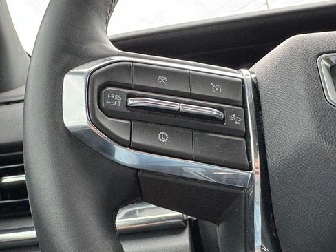 Used 2026 GMC Terrain Elevation w/ Elevation Premium Package FWD image 16