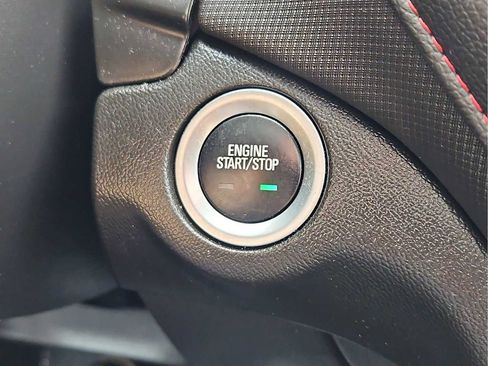 Used 2023 Chevrolet Equinox RS w/ RS Leather Package AWD/4WD image 24