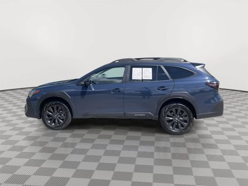 Used 2025 Subaru Outback Onyx Edition AWD/4WD image 10