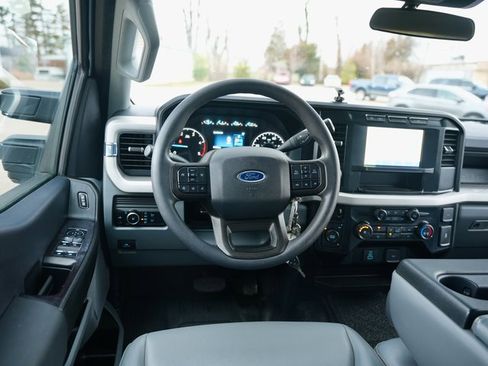 Used 2023 Ford F350 XL w/ 360-Degree Camera Package image 15