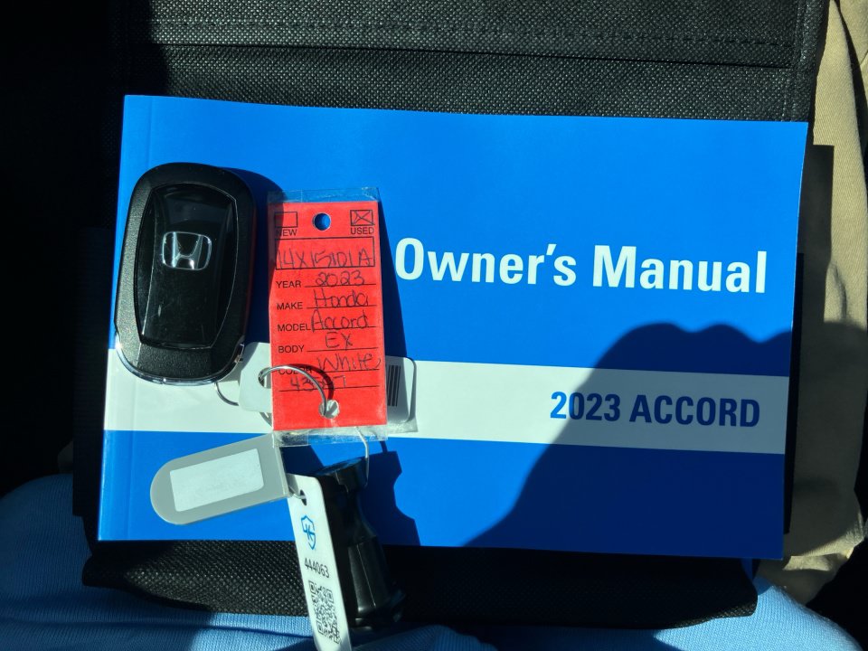 Certified 2023 Honda Accord EX image 38