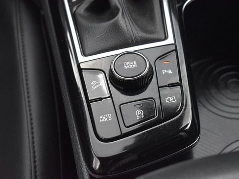 Used 2025 Kia Sportage EX w/ Premium Package image 22